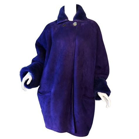 shearling doppio petto gianni versace 1981|Gianni Versace Shearling Cocoon 1980s .